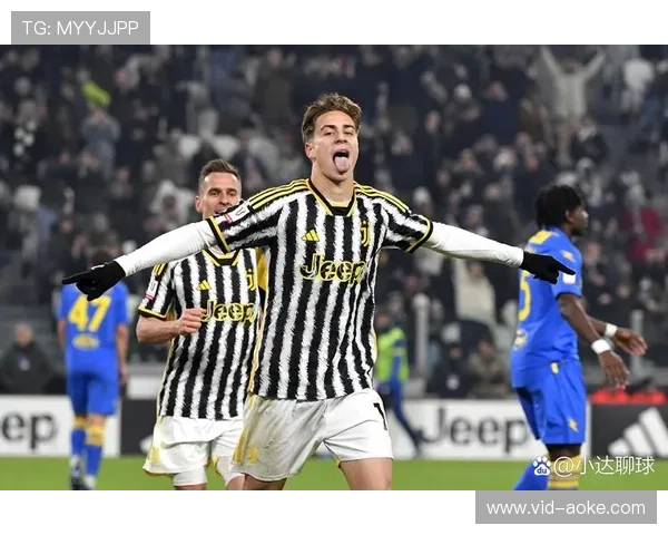 业余联赛颁奖典礼，意甲球星受邀出席